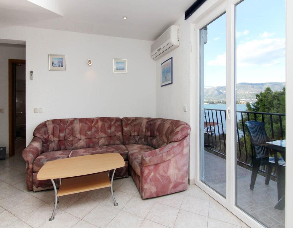 Apartment Aida Trogir Ruang foto