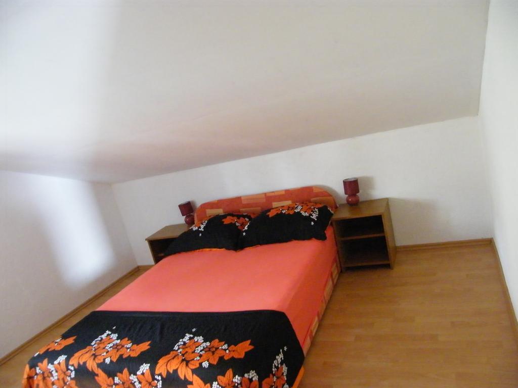 Apartment Aida Trogir Bagian luar foto